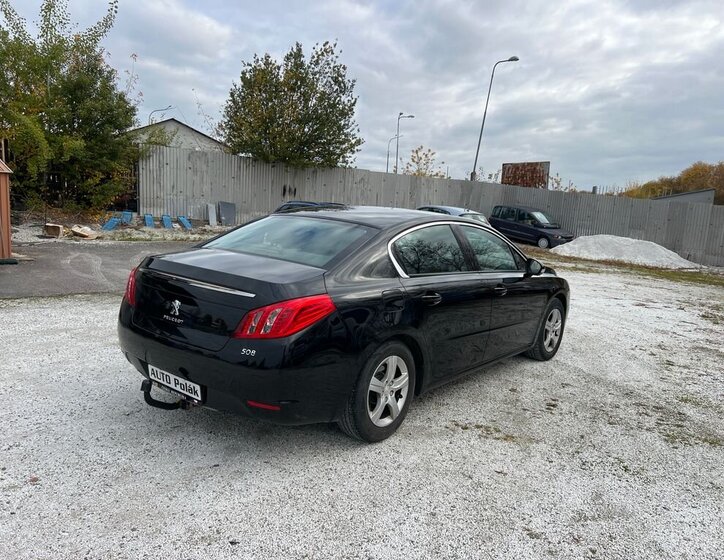 Peugeot 508 Sedan / Limuzína 2,0 l 103 kw