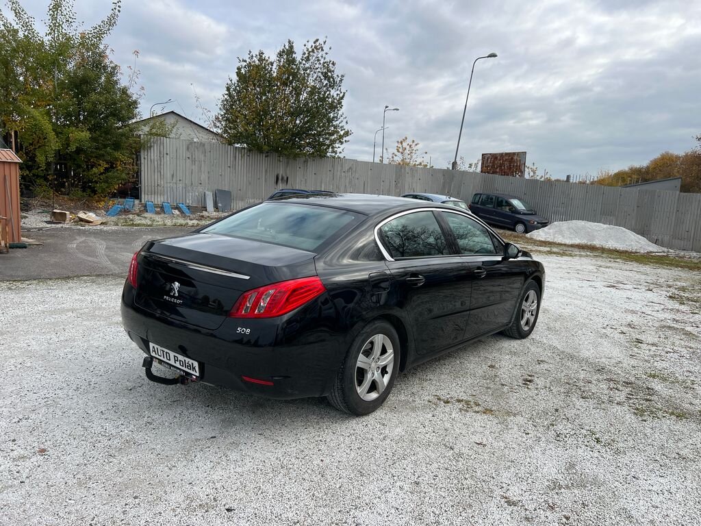 Peugeot 508 Sedan / Limuzína 2,0 l 103 kw