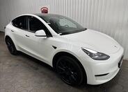 Tesla Model Y 12