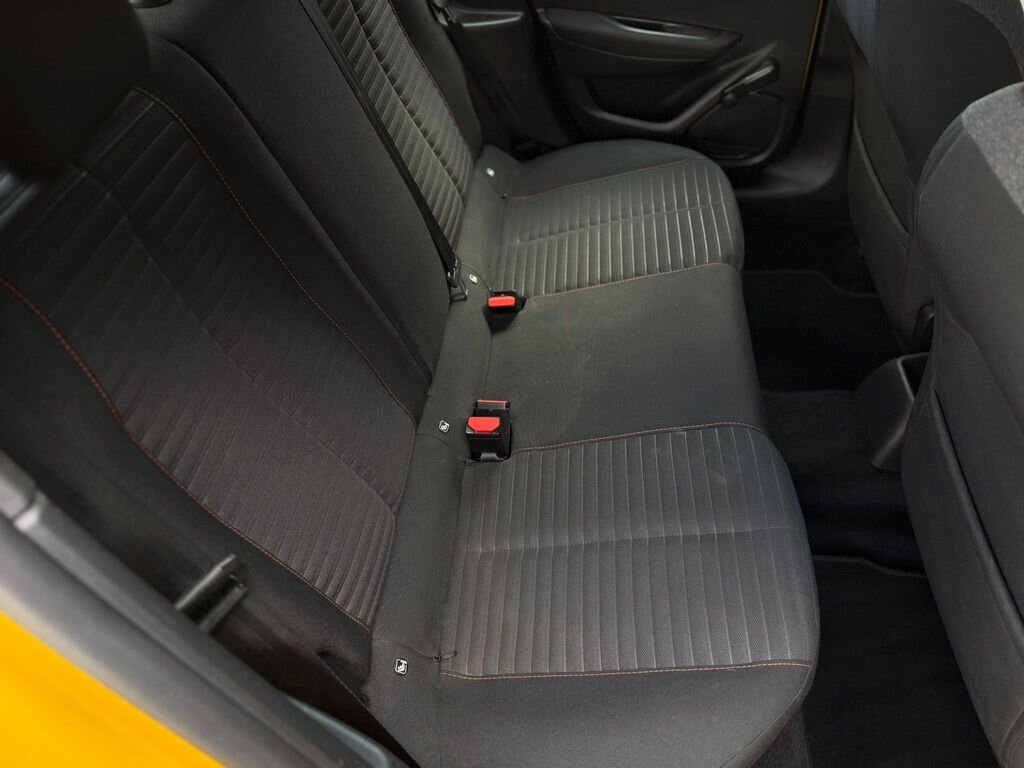 Peugeot 208 Hatchback 1,2 l 74 kw