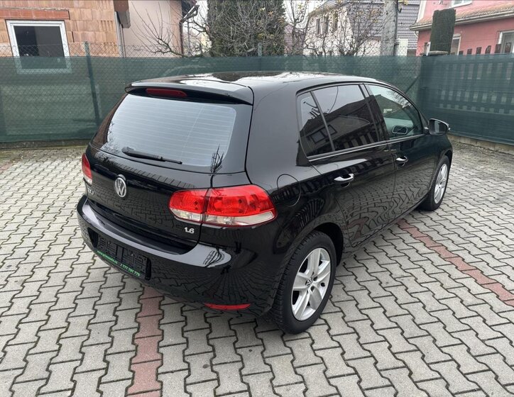 Volkswagen Golf Hatchback 1,6 l 75 kw