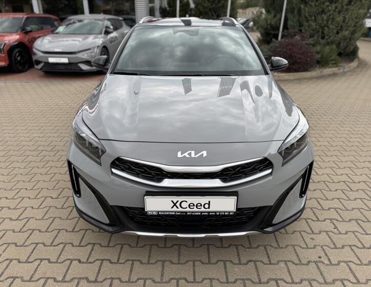 KIA XCeed 10