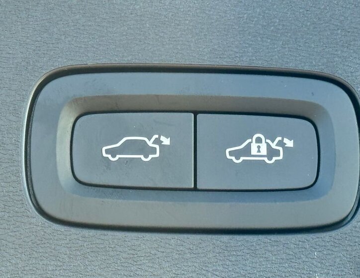 Volvo V60 Kombi 2,0 l 257 kw