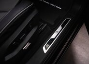 Volkswagen Touareg SUV / Terénní 3,0 l 210 kw