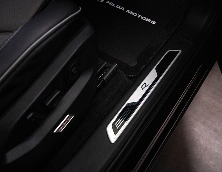 Volkswagen Touareg SUV / Terénní 3,0 l 210 kw