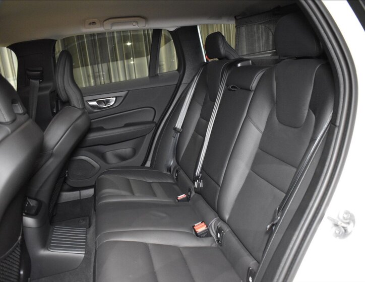 Volvo V60 Kombi 2,0 l 228 kw