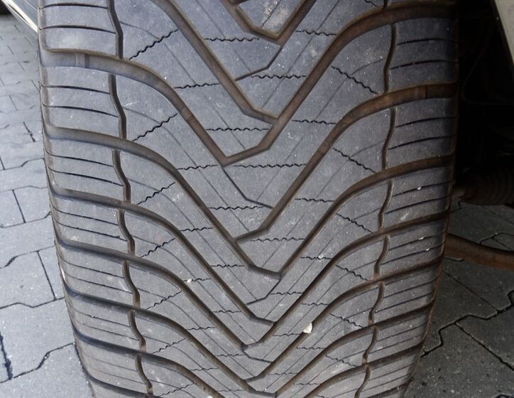 Land Rover Discovery 33