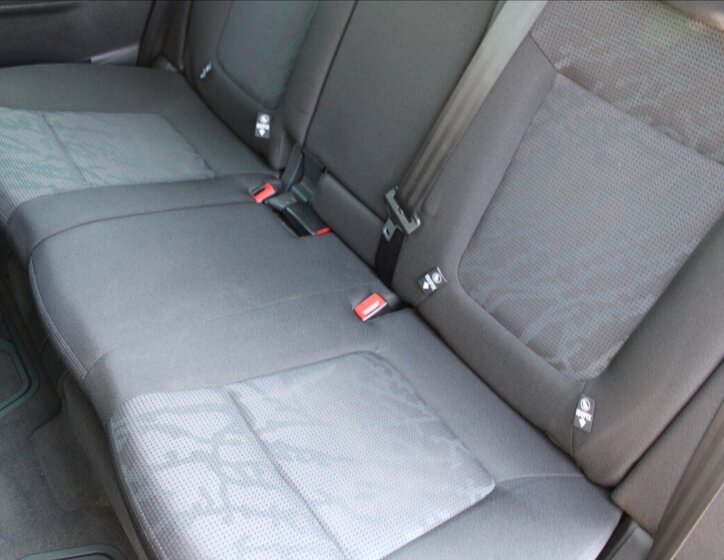 Peugeot 3008 MPV 1,6 l 80 kw