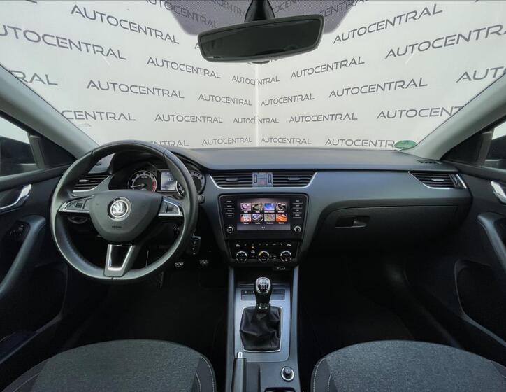 Škoda Octavia 21