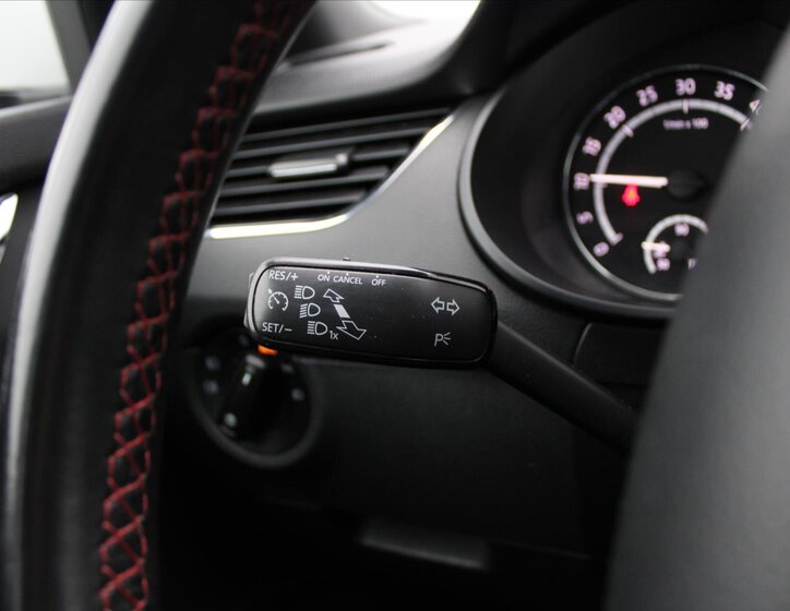 Škoda Octavia Liftback 2,0 l 135 kw