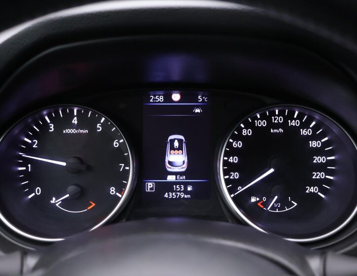 Nissan Qashqai SUV / Terénní 1,3 l 117 kw