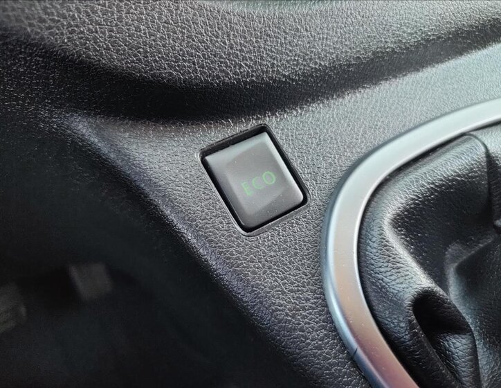 Renault Trafic Skříň 2,0 l 107 kw