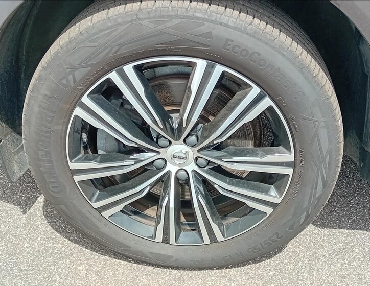 Volvo XC60 SUV / Terénní 2,0 l 173 kw