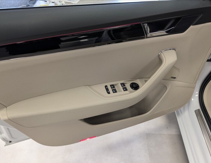 Škoda Superb Liftback 1,4 l 115 kw