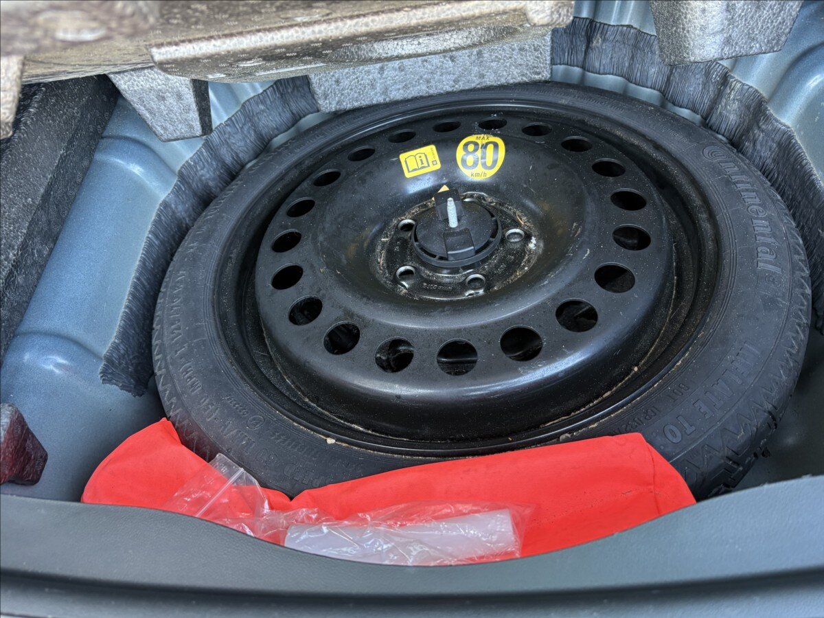 Opel Insignia Kombi 2,0 l 128 kw