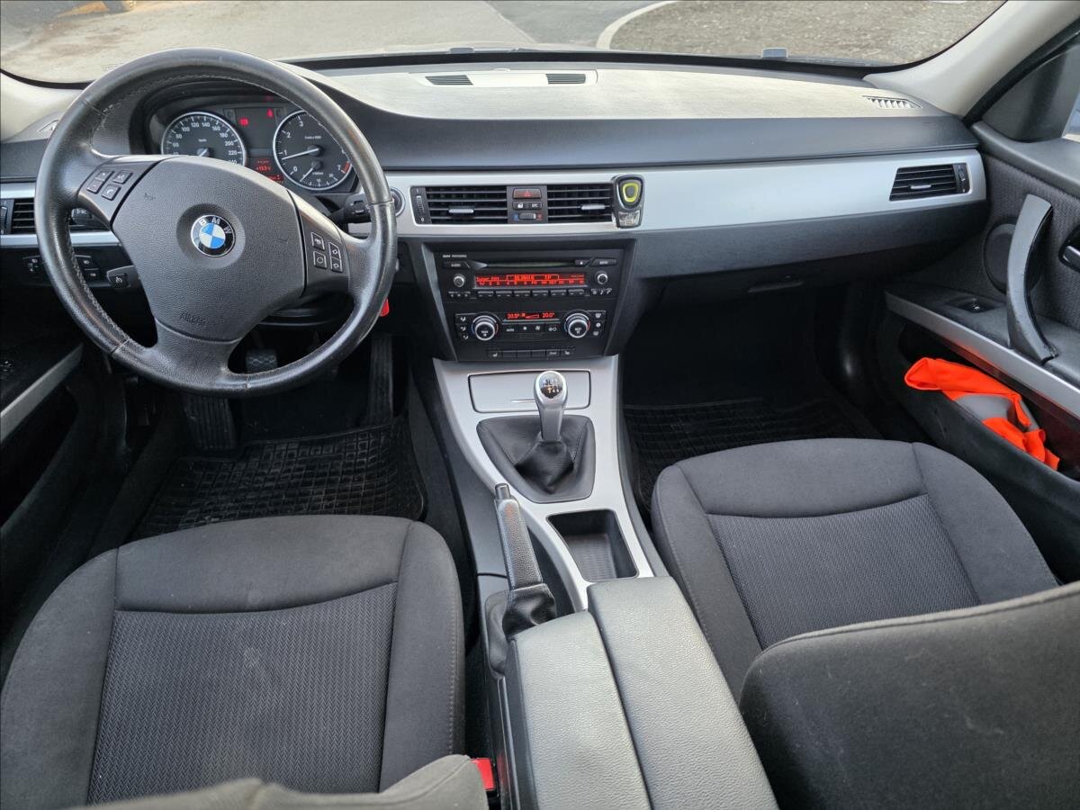 BMW Řada 3 Kombi 2,0 l 105 kw