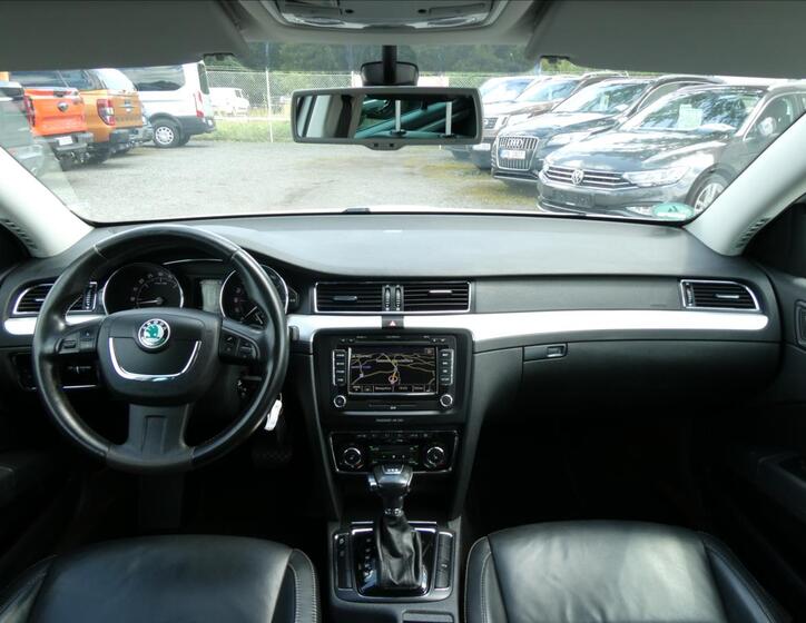 Škoda Superb 29