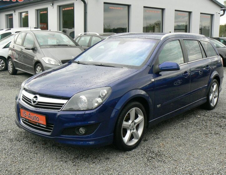 Opel Astra Kombi 2,0 l 147 kw