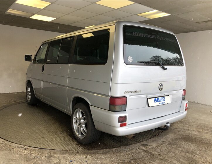 Volkswagen Caravelle 5