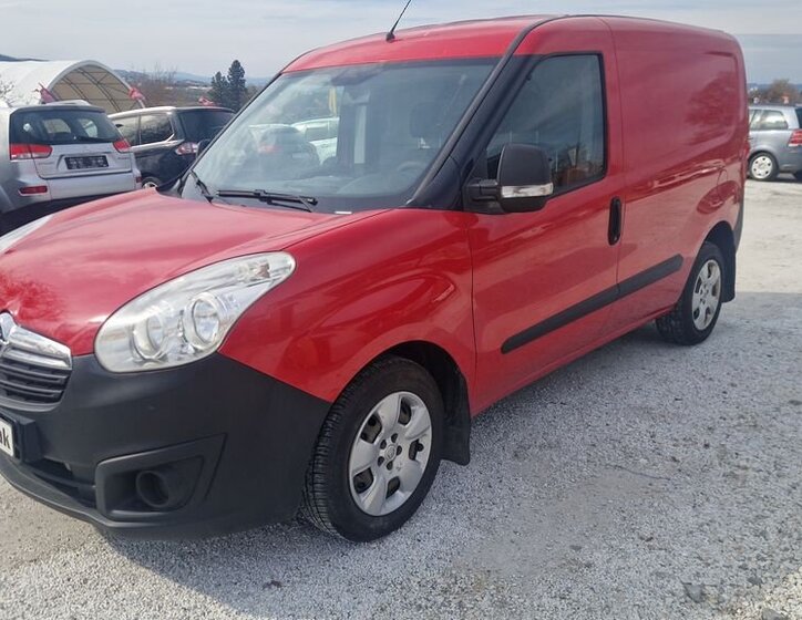 Opel Combo Skříň 1,6 l 77 kw