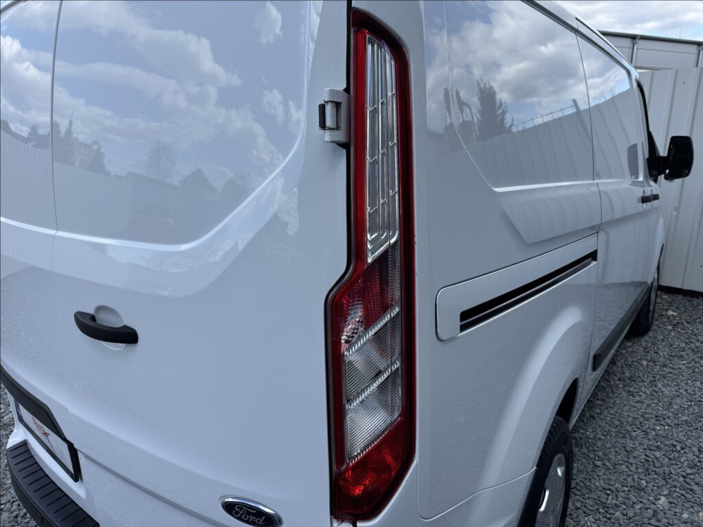 Ford Transit Custom Skříň 2,0 l 77 kw