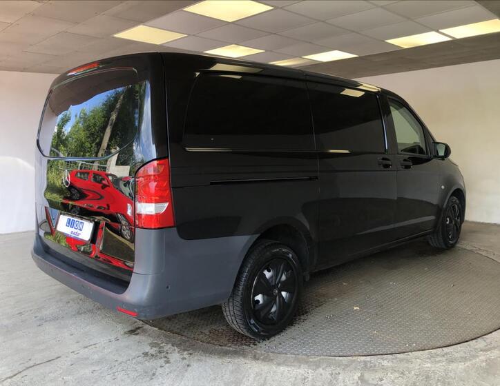 Mercedes-Benz Vito 7