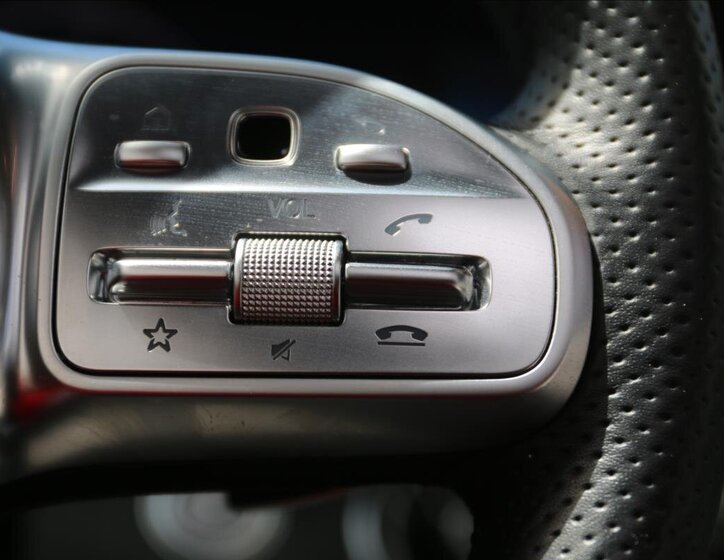 Mercedes-Benz Třídy E Kupé 2,9 l 250 kw