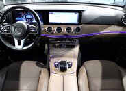 Mercedes-Benz Třídy E Sedan / Limuzína 1,6 l 118 kw