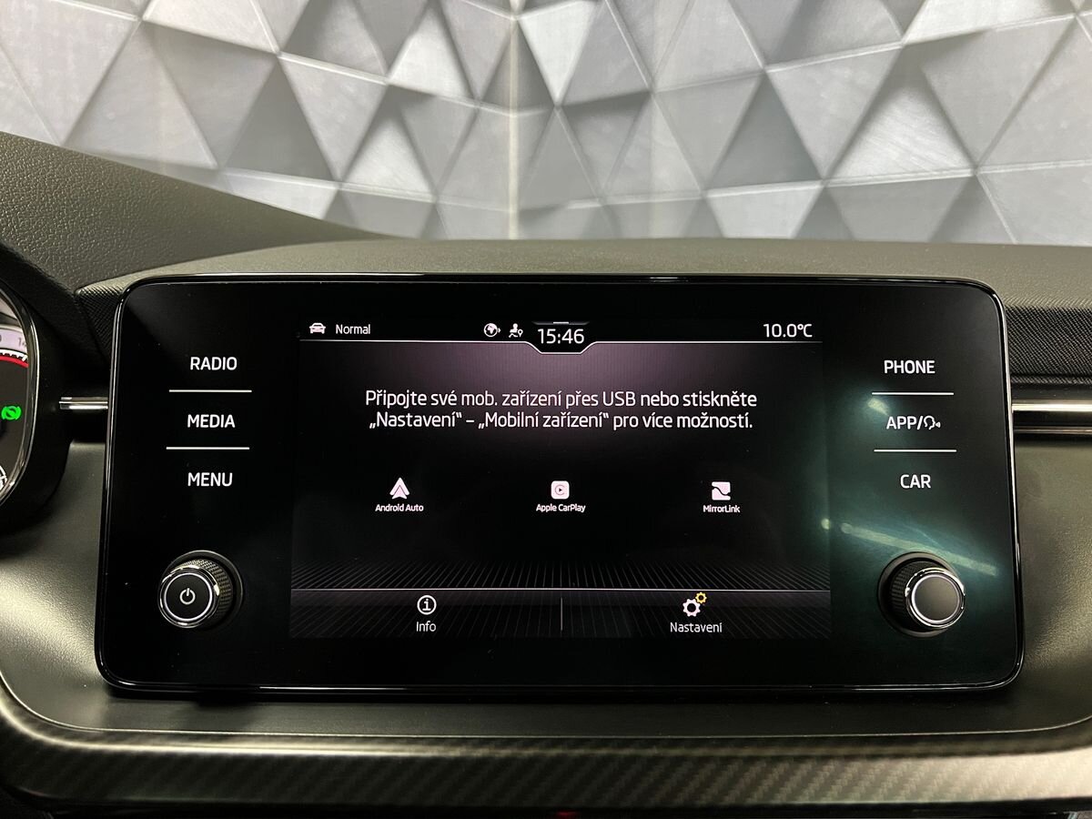 Škoda Kamiq SUV / Terénní 1,5 l 110 kw