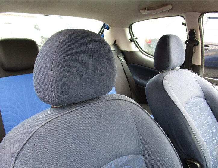 Peugeot 206 Hatchback 1,1 l 44 kw