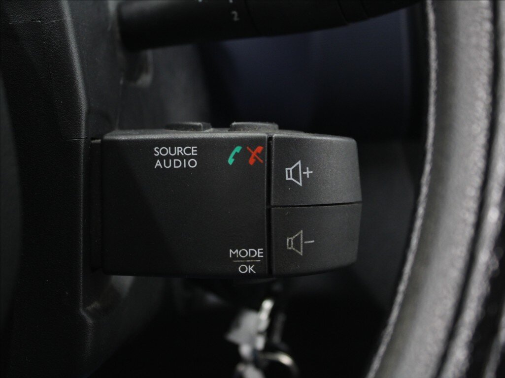 Opel Vivaro Skříň 1,6 l 70 kw