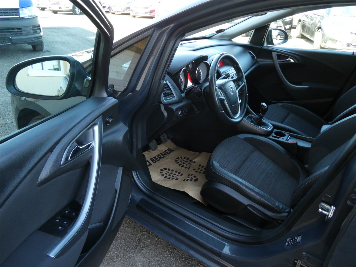 Opel Astra Kombi 1,4 l 103 kw