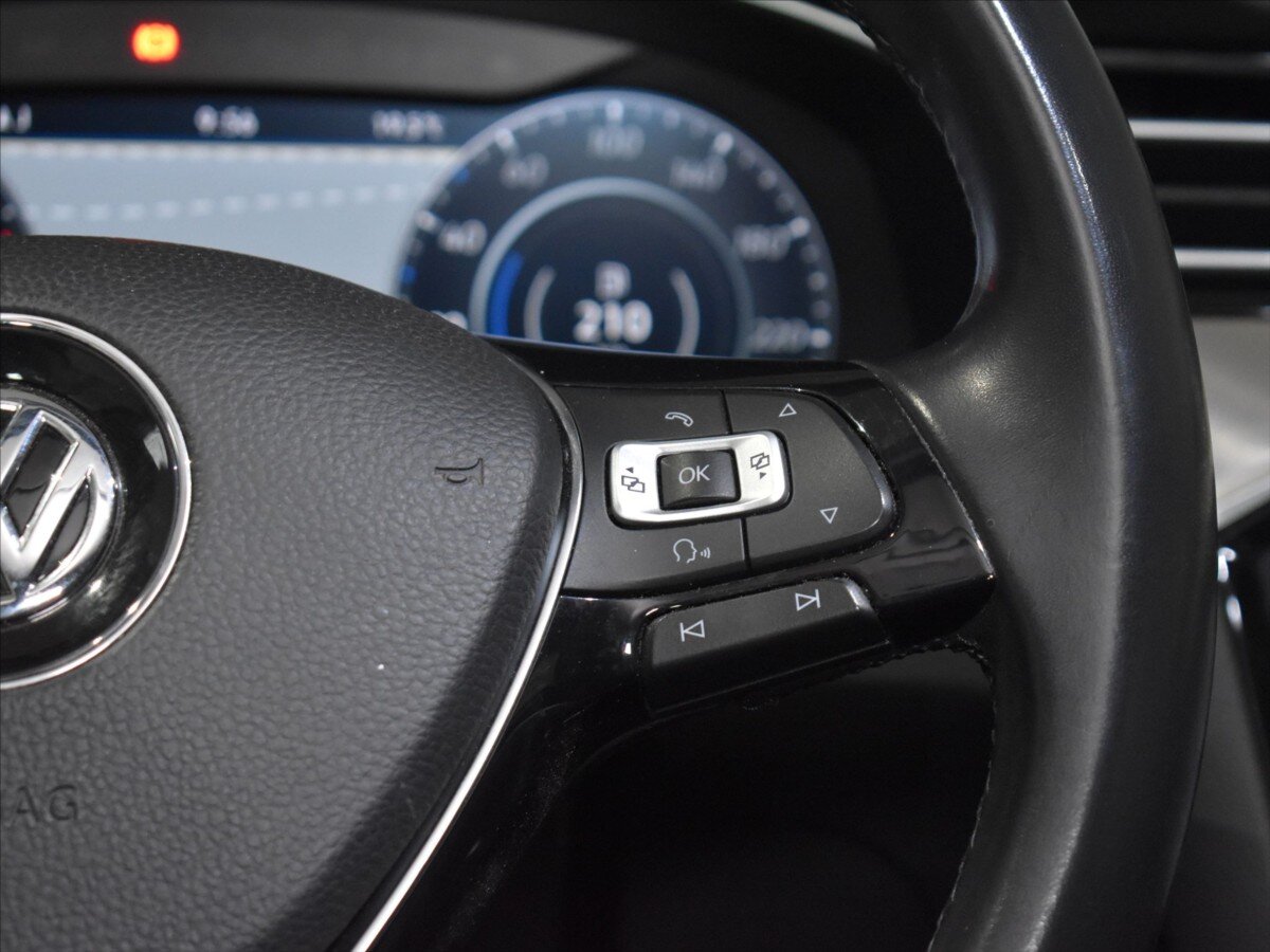 Volkswagen Arteon Liftback 2,0 l 176 kw