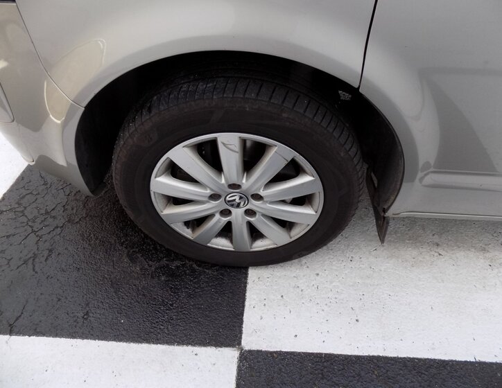 Volkswagen Multivan 38