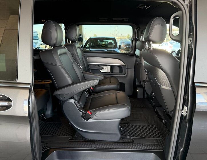 Mercedes-Benz Třídy V VAN-Minibus 2,0 l 174 kw