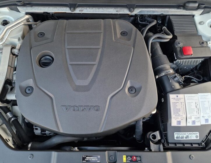 Volvo V60 Kombi 2,0 l 140 kw