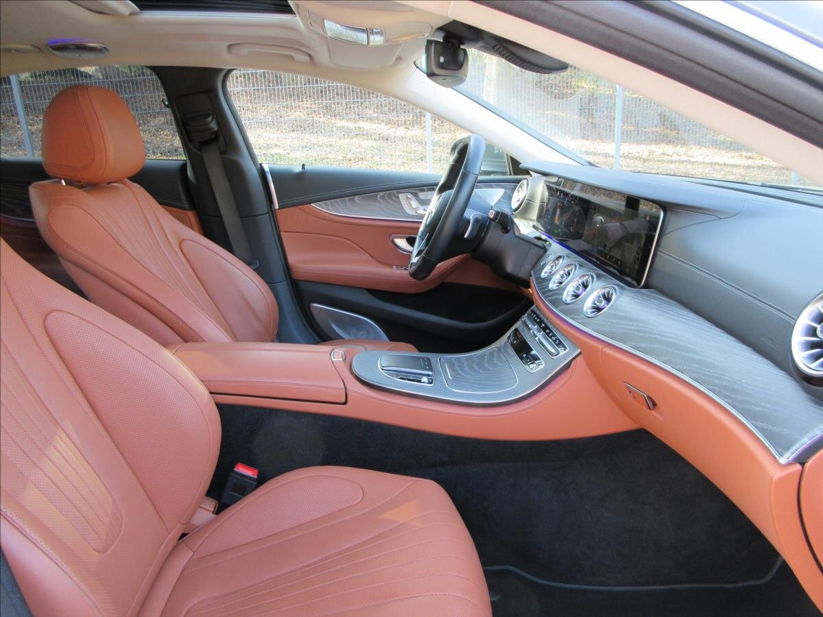 Mercedes-Benz CLS Sedan / Limuzína 3,0 l 270 kw