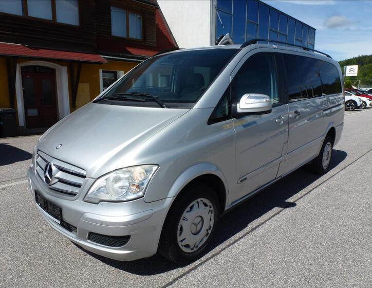 Mercedes-Benz Viano 2