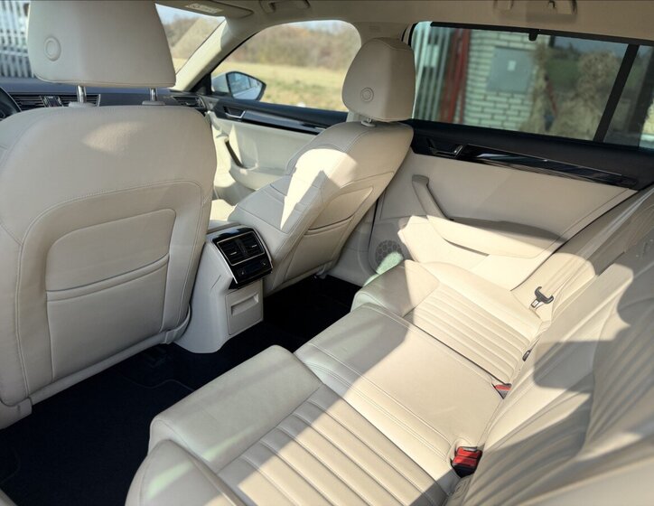 Škoda Superb Kombi 2,0 l 140 kw