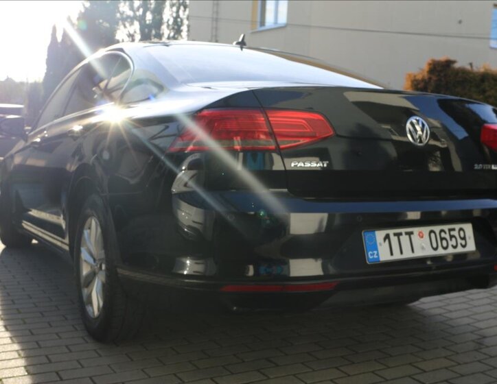 Volkswagen Passat Sedan / Limuzína 2,0 l 110 kw