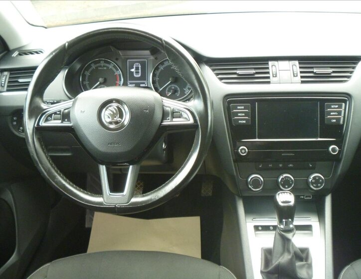 Škoda Octavia 15