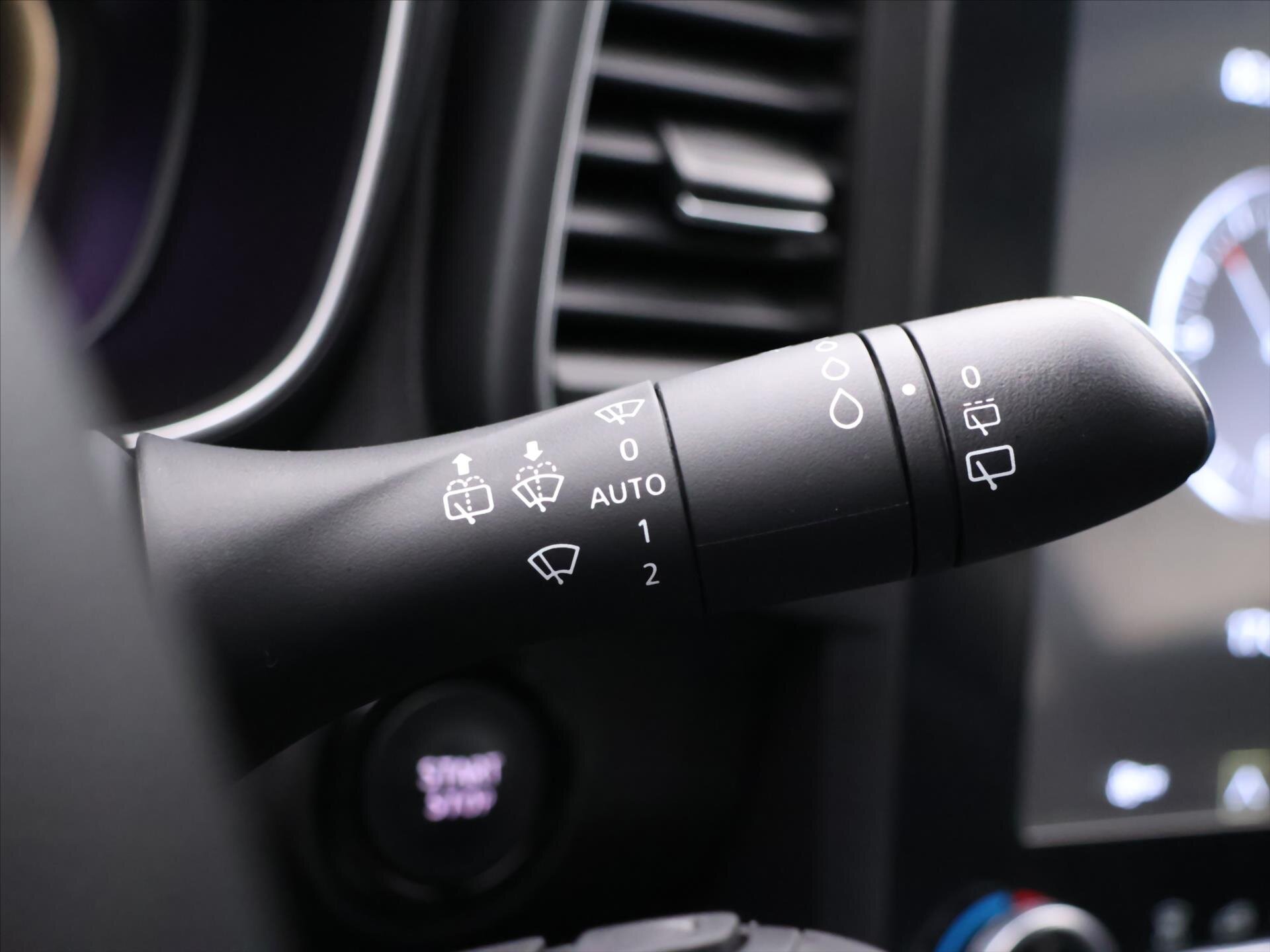 Renault Koleos SUV / Terénní 2,0 l 135 kw