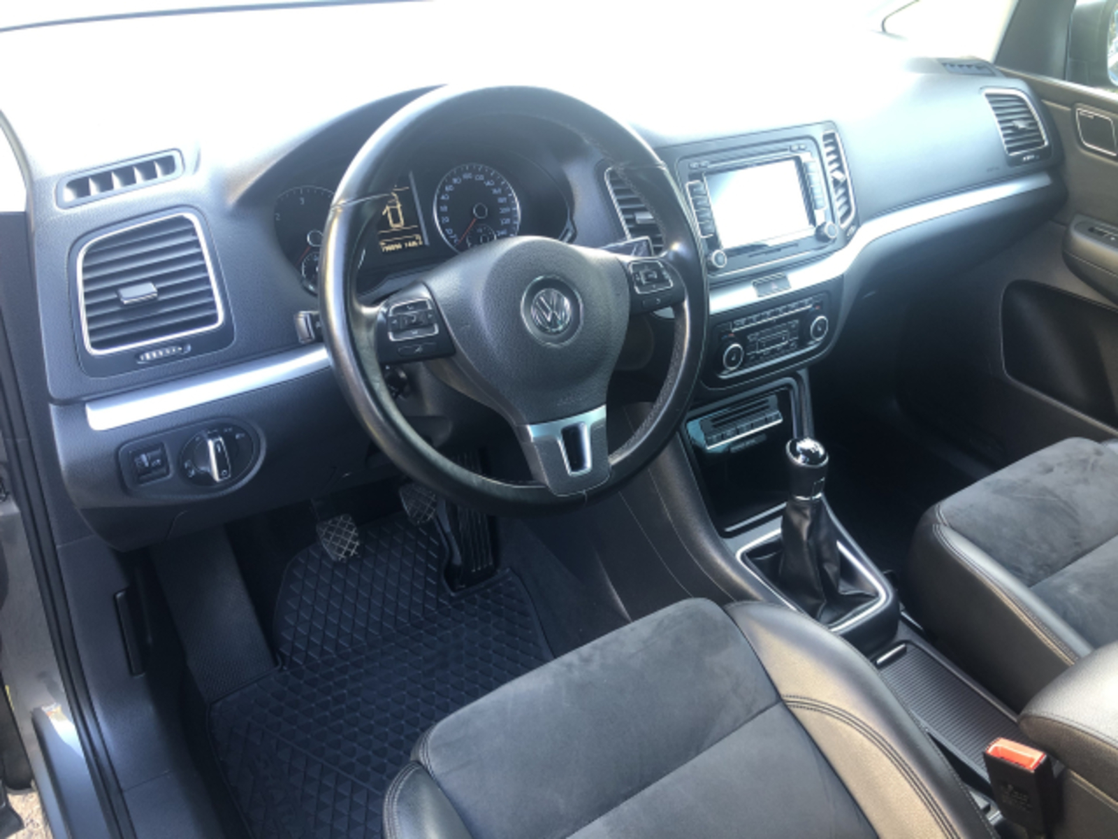 Volkswagen Sharan 24