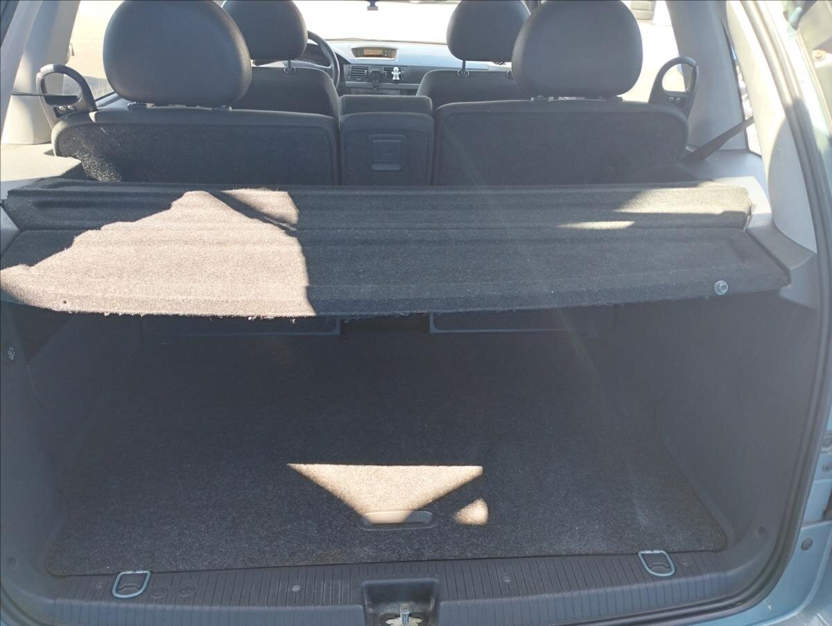 Opel Meriva MPV 1,6 l 77 kw