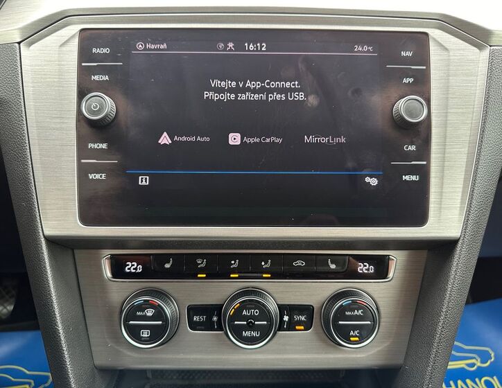 Volkswagen Passat 24