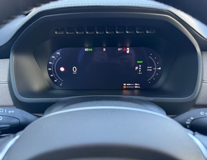 Volvo XC90 SUV / Terénní 2,0 l 335 kw