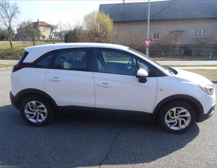 Opel Crossland X 2