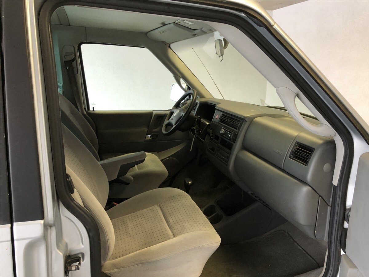 Volkswagen Caravelle