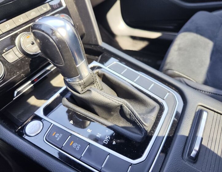 Volkswagen Passat Kombi 2,0 l 140 kw