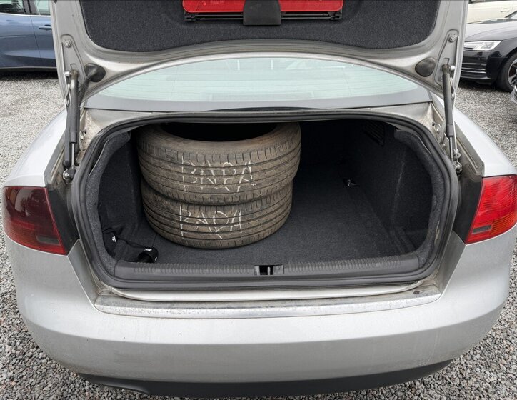 Audi A4 Ostatní 1,9 l 85 kw